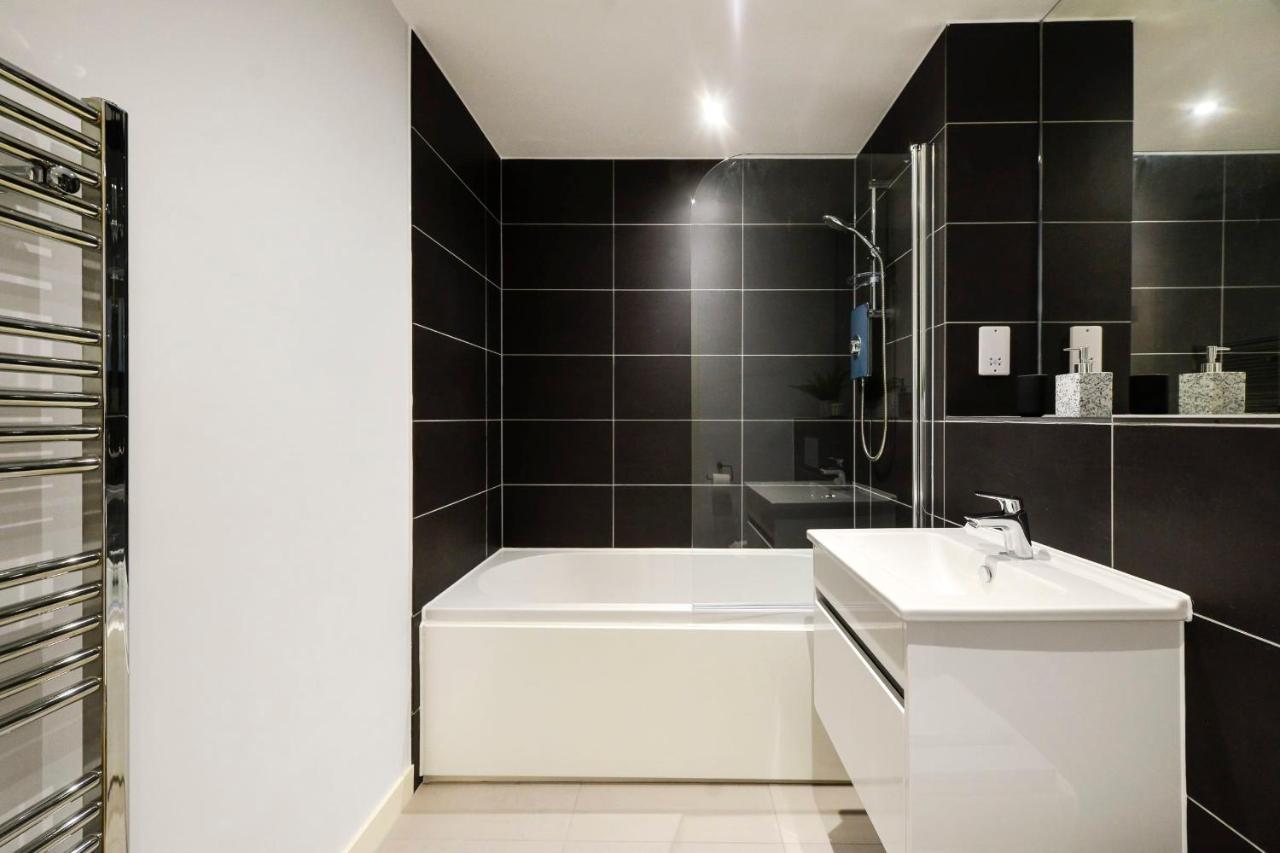 Guestready - Splendid Flat In Leith With Parking! Lägenhet Edinburg Exteriör bild