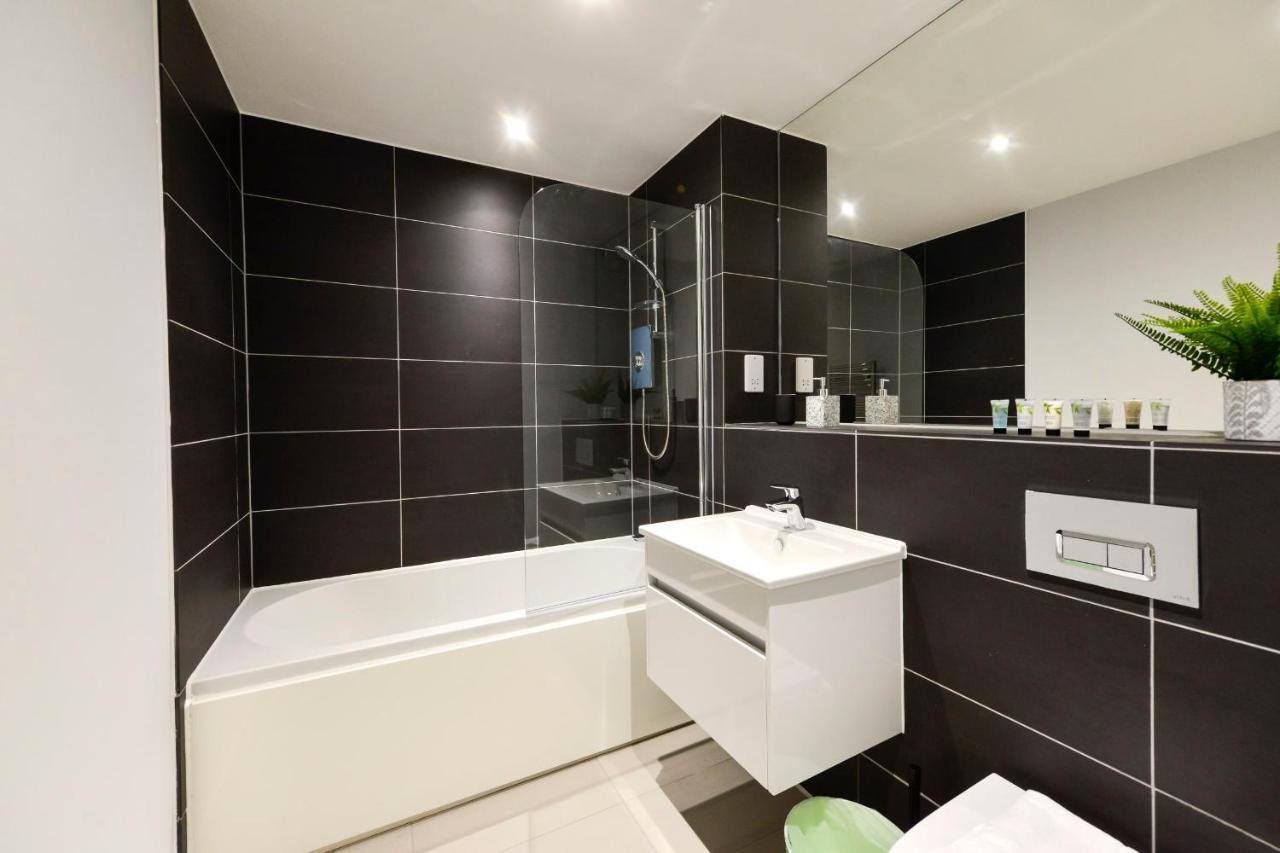 Guestready - Splendid Flat In Leith With Parking! Lägenhet Edinburg Exteriör bild